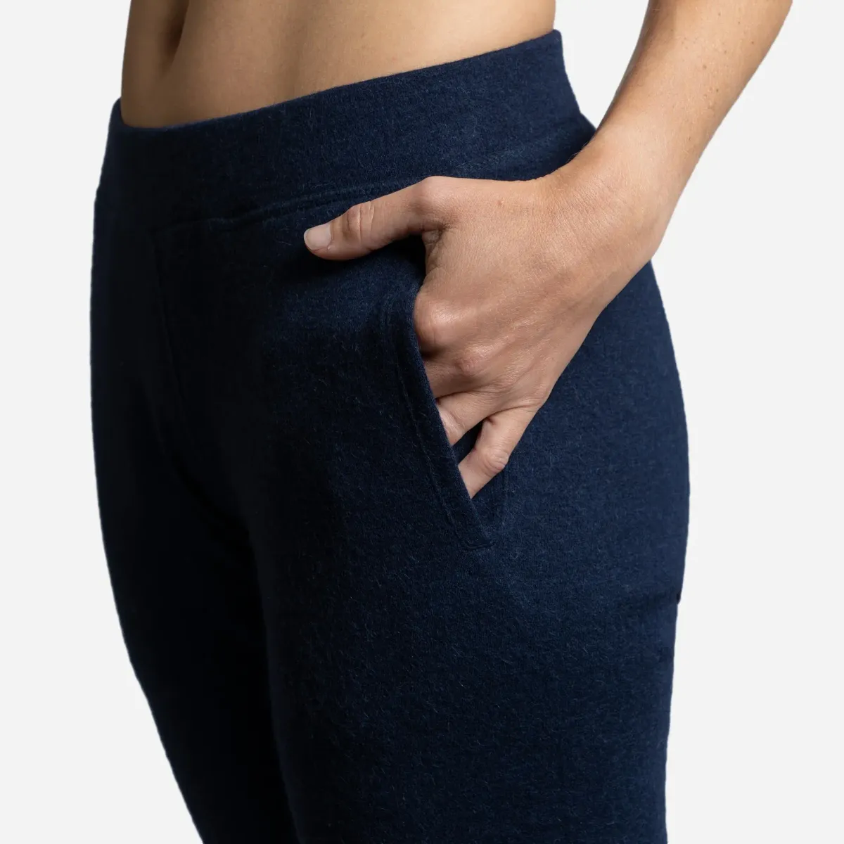 Women's Alpaca Travel Joggers 7