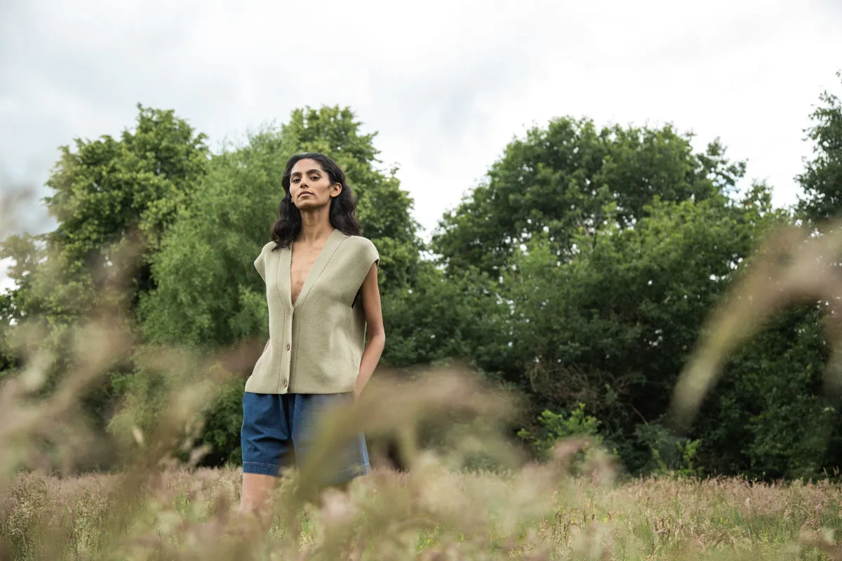 Aila Organic Cotton Knitted Vest in Taupe 6