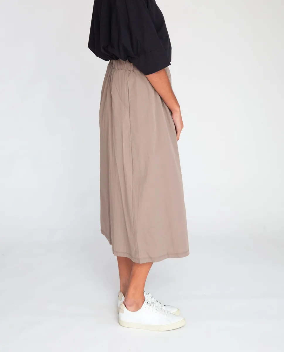 Ashley Organic Cotton Skirt In Olive 2