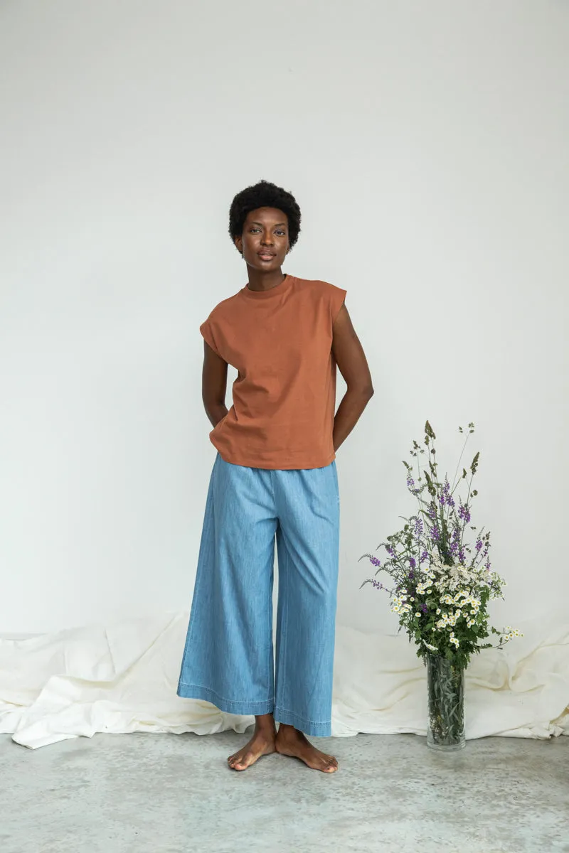 Aukai Organic Cotton Top in Russet 2