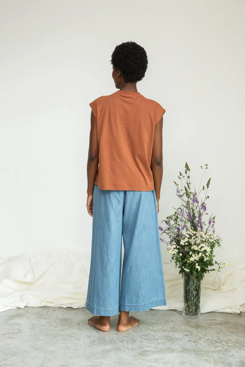 Aukai Organic Cotton Top in Russet 3