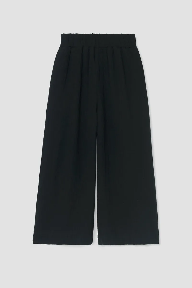 Evora Organic Cotton Cheesecloth Trousers in Black