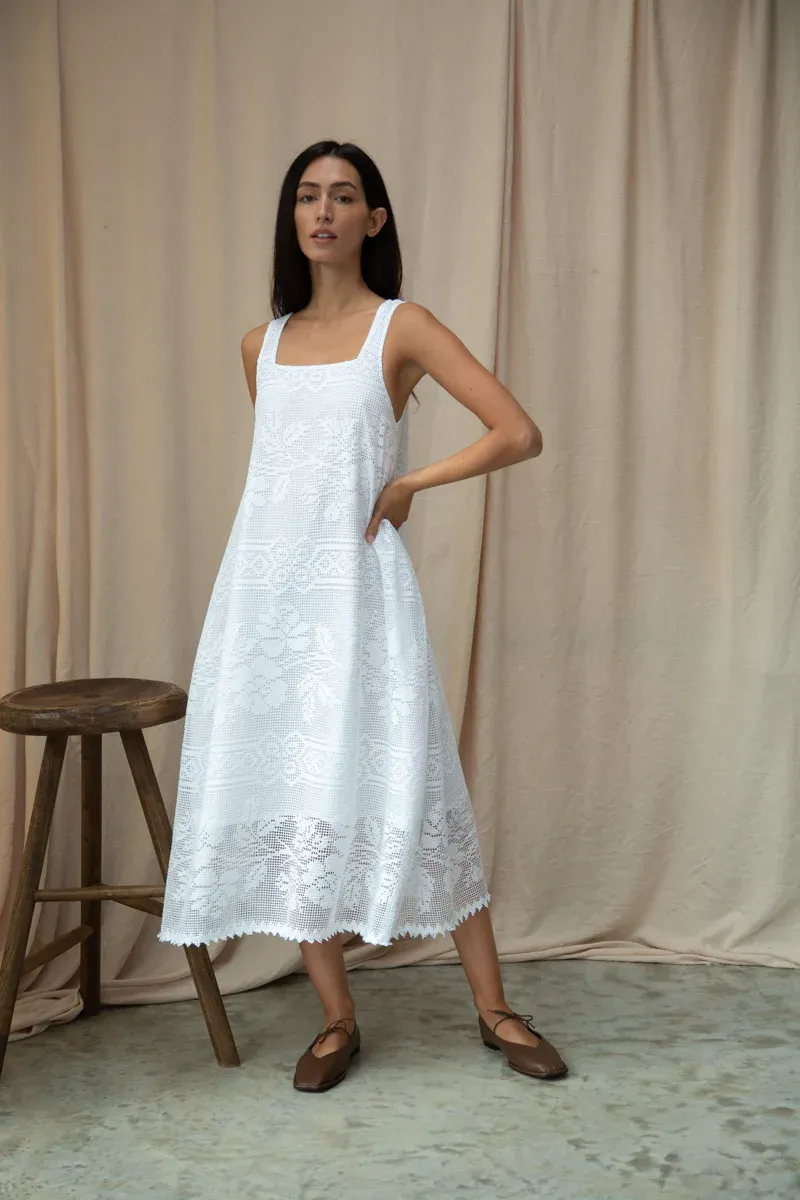 Freya-Fay Cotton Lace Dress in White by HANNAH BEAUMONT 4