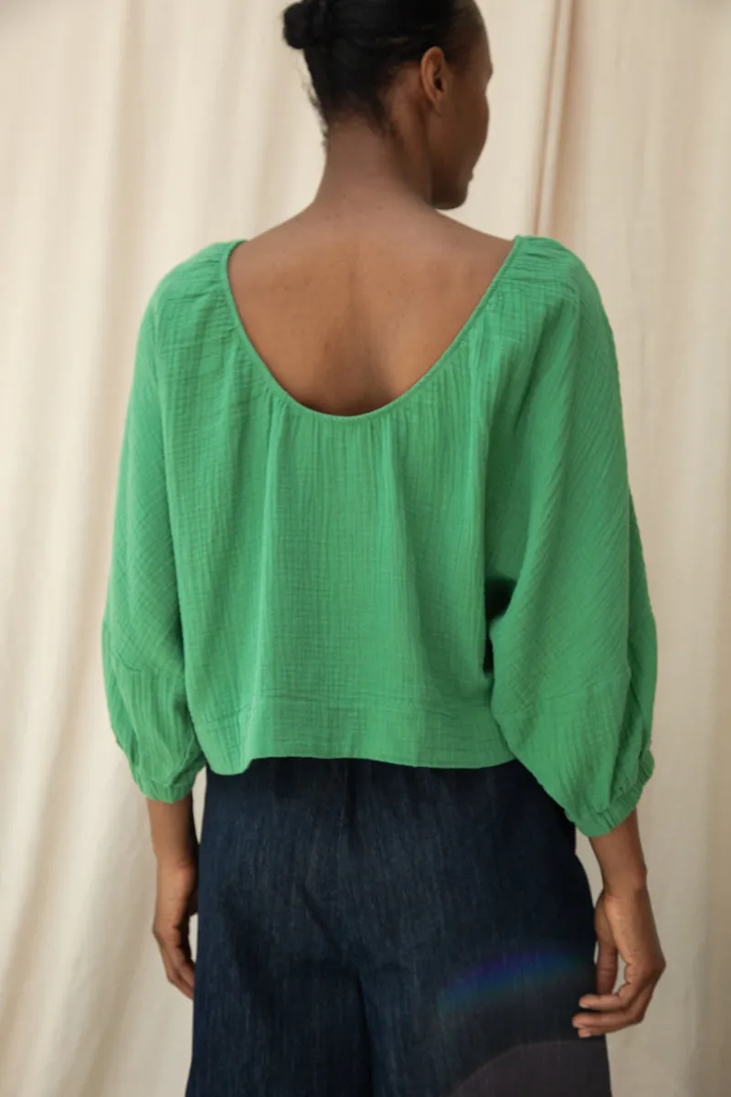 Ivy Organic Cotton Cheesecloth Top in Palm Green 5