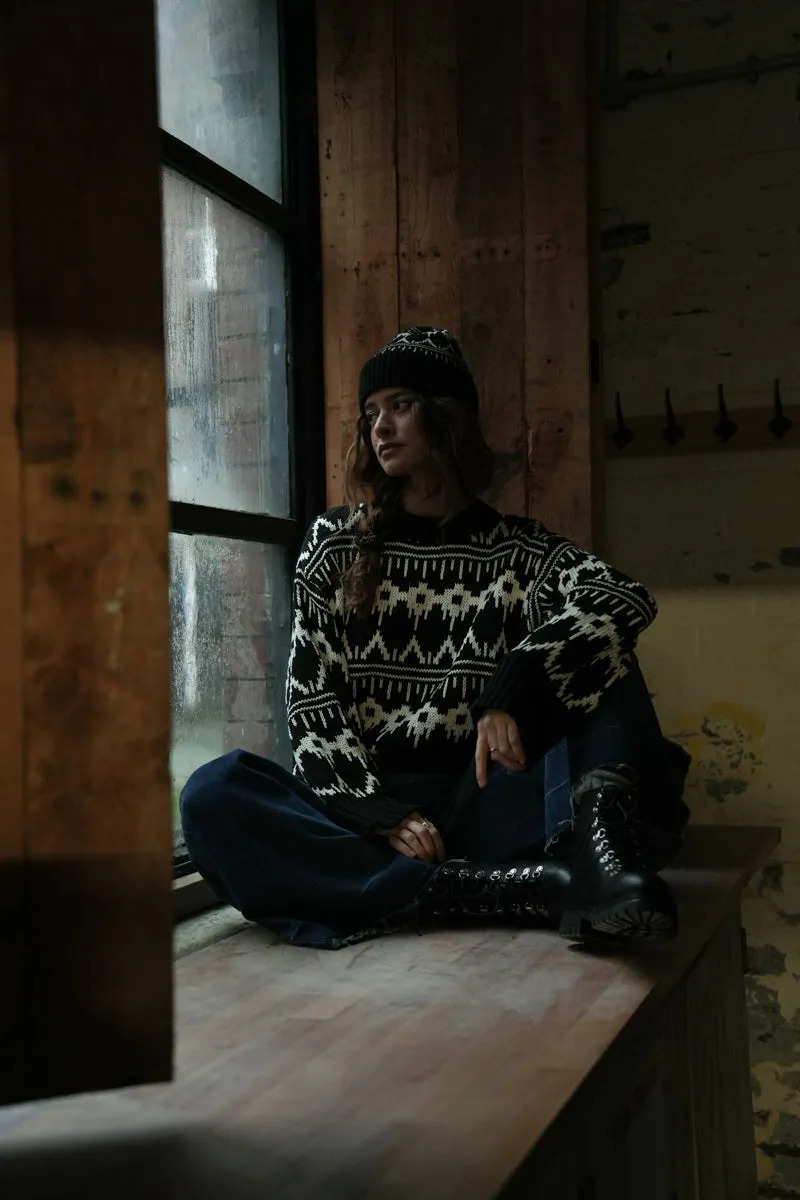 Leo-Sue Organic Cotton Knitted Jumper in Black Fair Isle 6