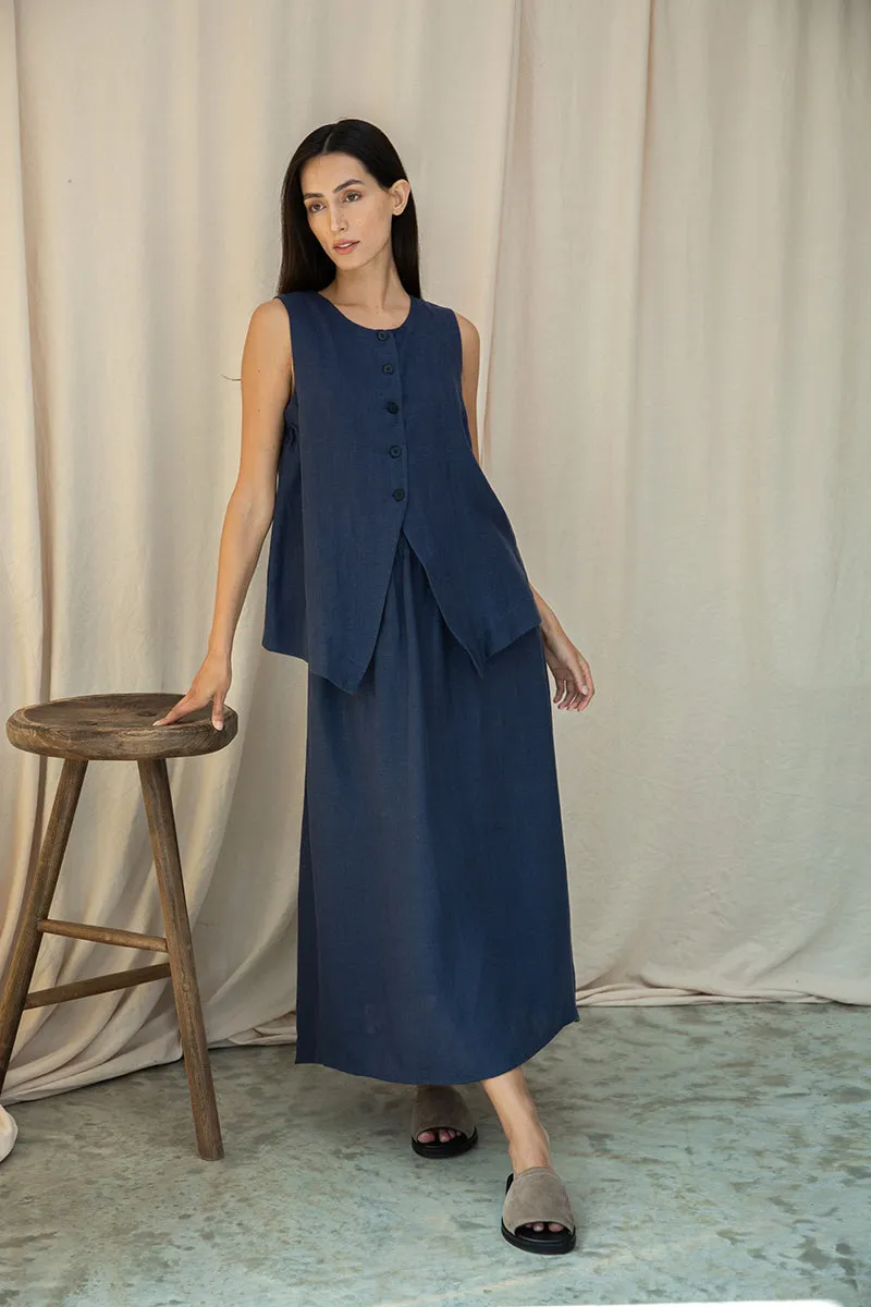 Lyla-May Linen Skirt in Midnight 3