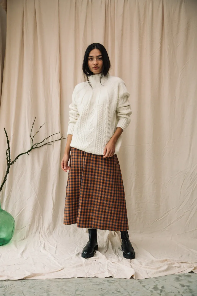 Morina Lambswool Jumper in Ecru 2