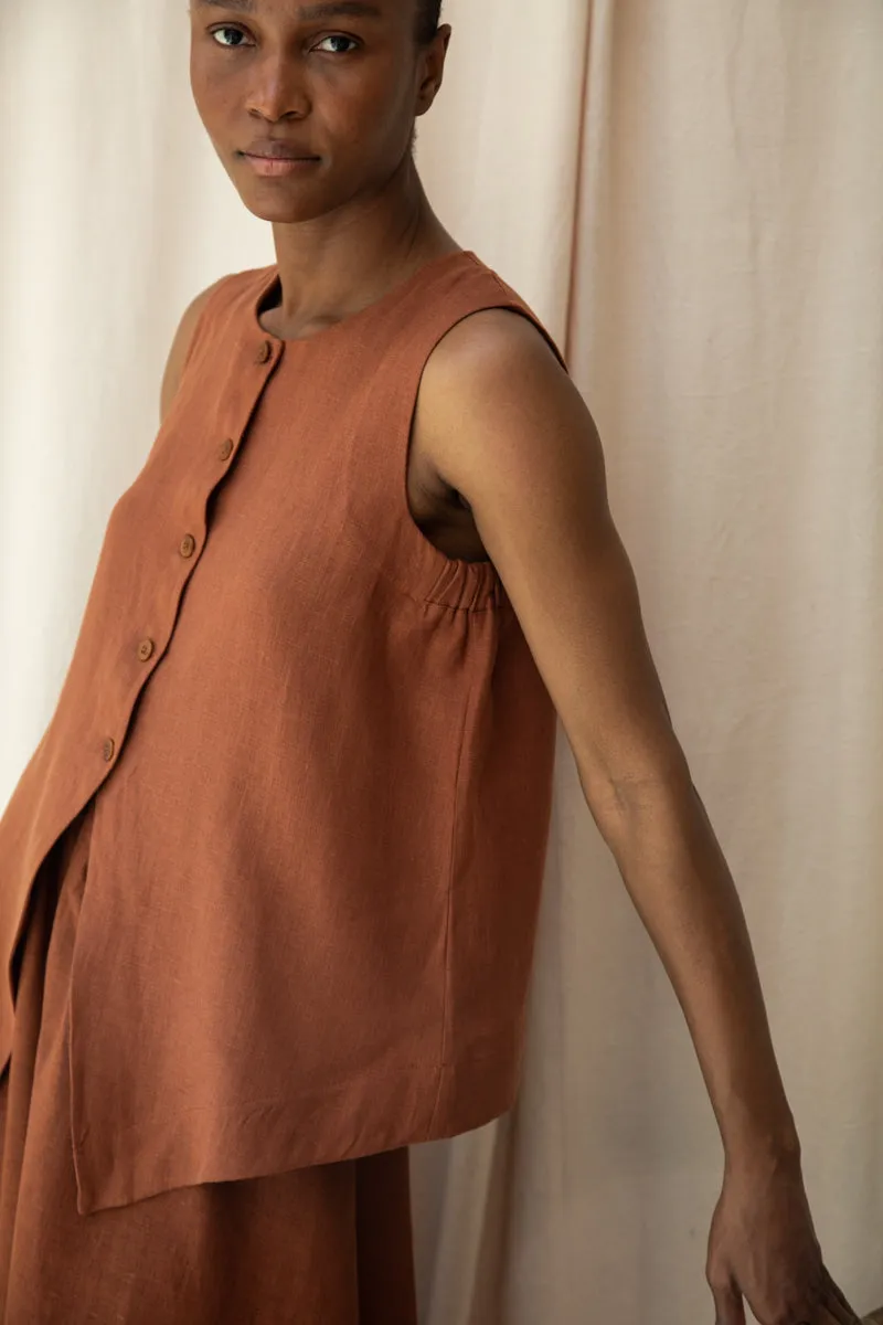 Olivia-May Linen Waistcoat in Russet 4