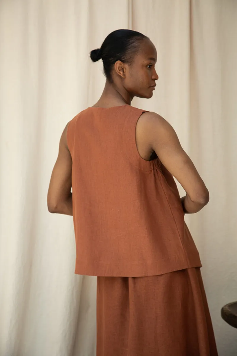 Olivia-May Linen Waistcoat in Russet 5
