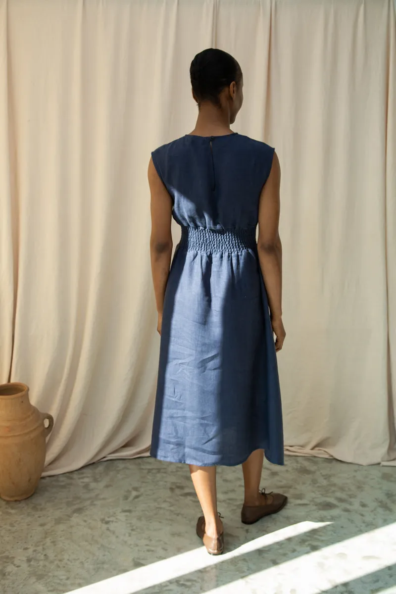 Ottillie-May Linen Dress in Midnight 5