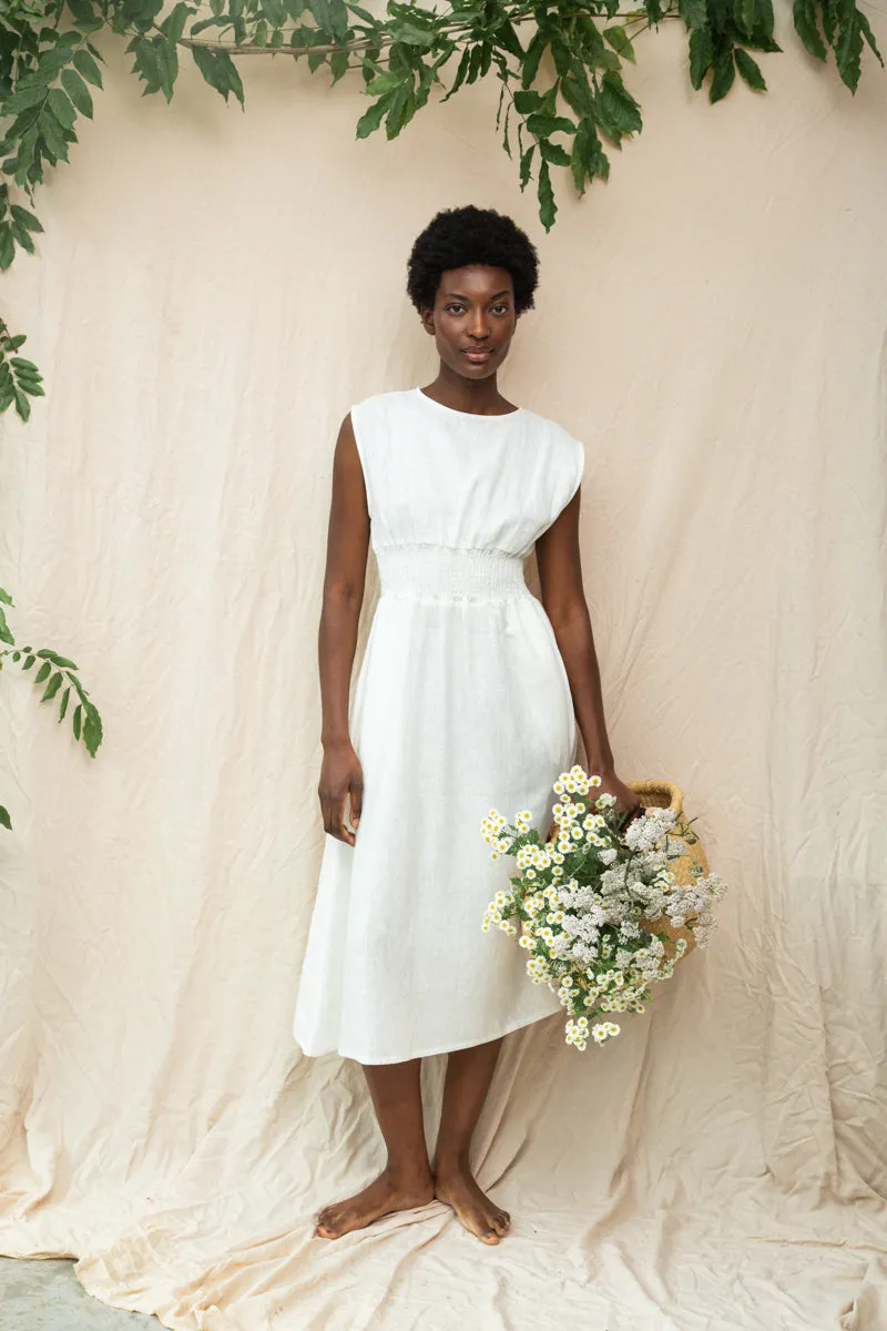 Ottillie-May Linen Dress in Snow White 2