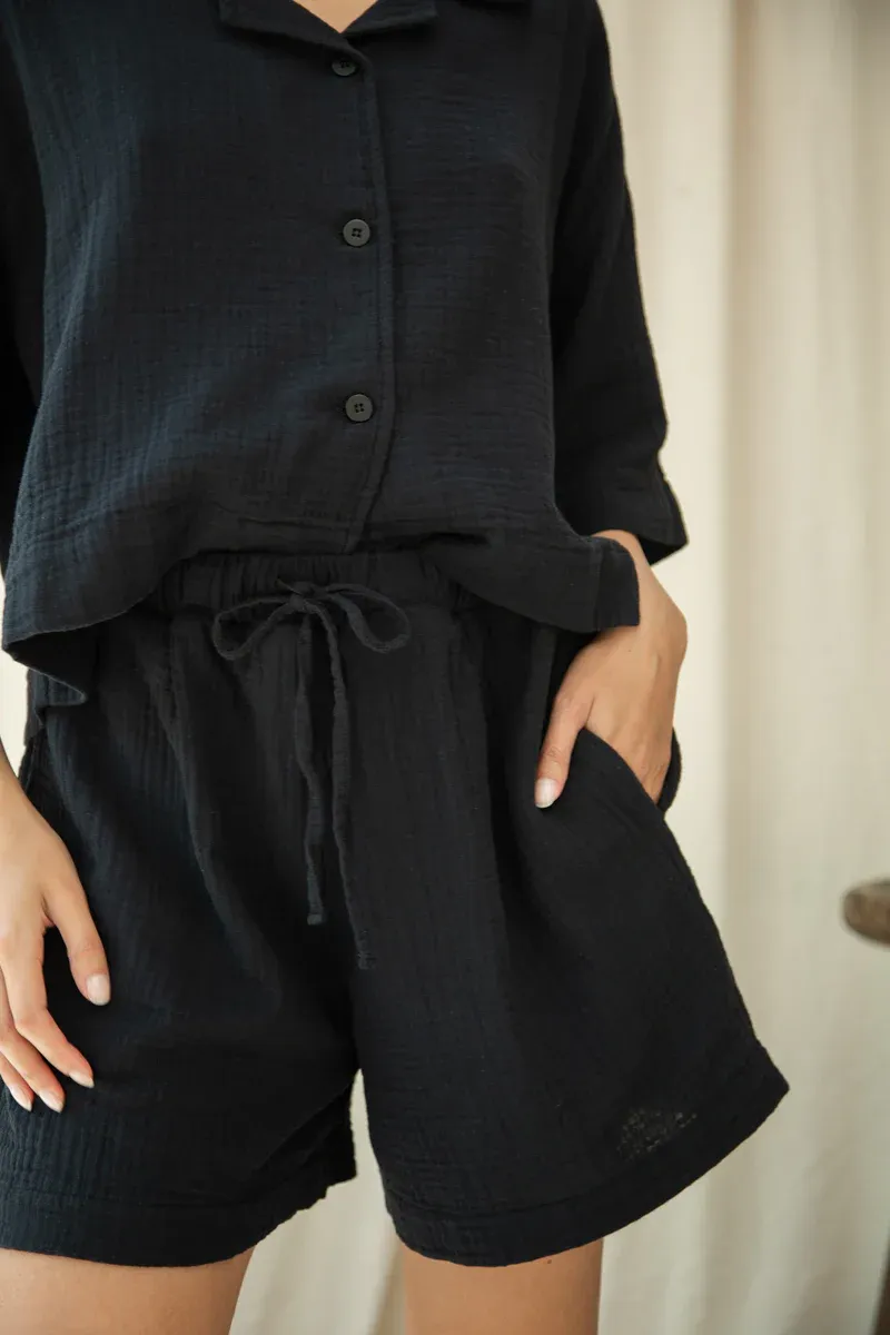 Paola Organic Cotton Cheesecloth Shorts in Black 3
