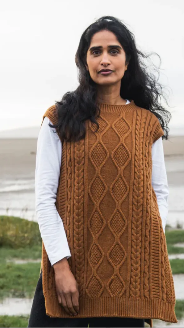 Pippa Lambs Wool Vest In Tan 4