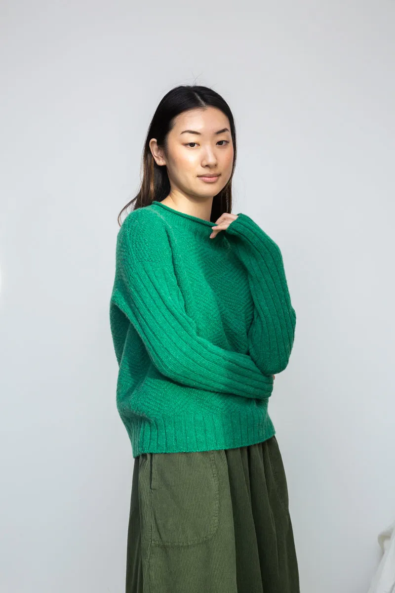 Shika Lambswool Knitted Jumper in Emerald 2