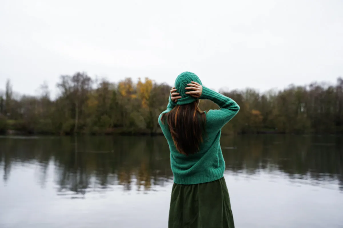 Shika Lambswool Knitted Jumper in Emerald 10