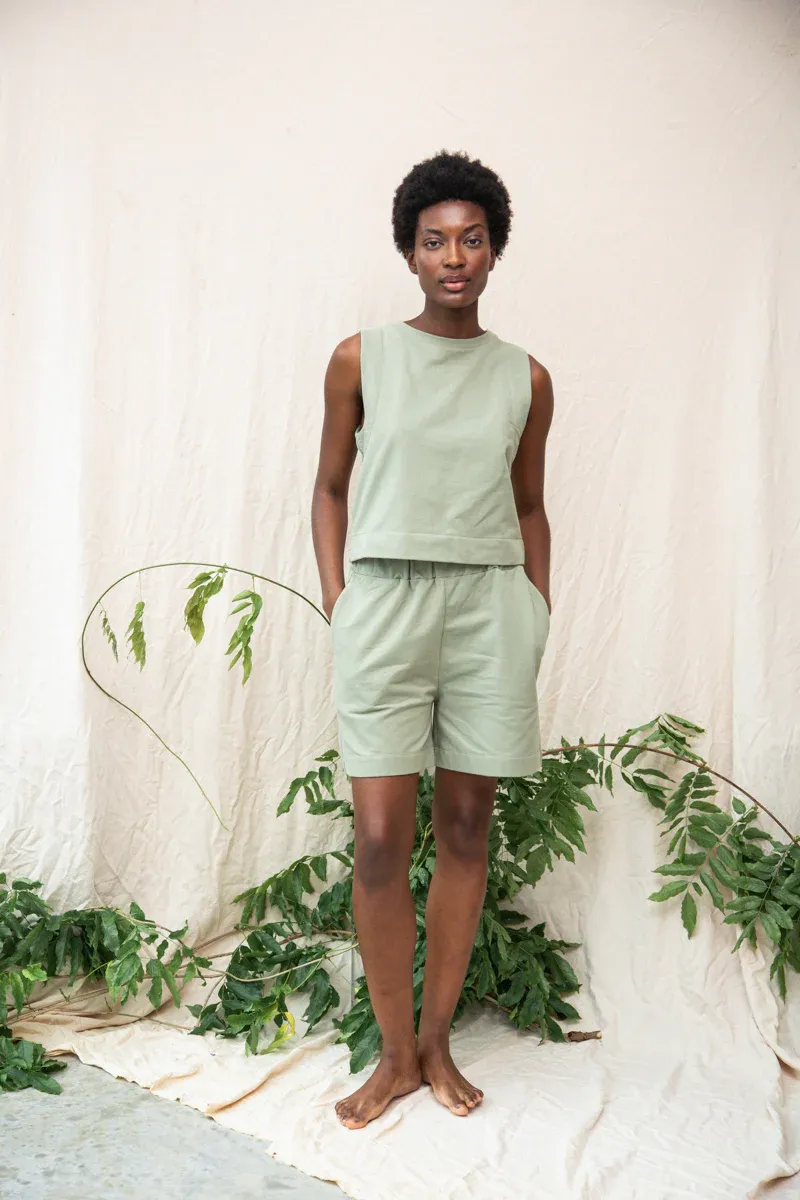 Sylvia Organic Cotton Felpe Short in Pistachio 3