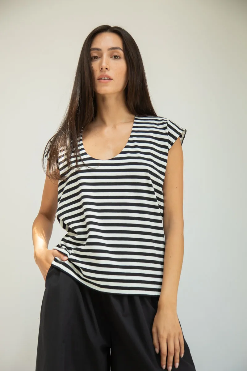 Tamsin-Sue Organic Cotton Jersey Stripe Top in Black & White Stripe 3