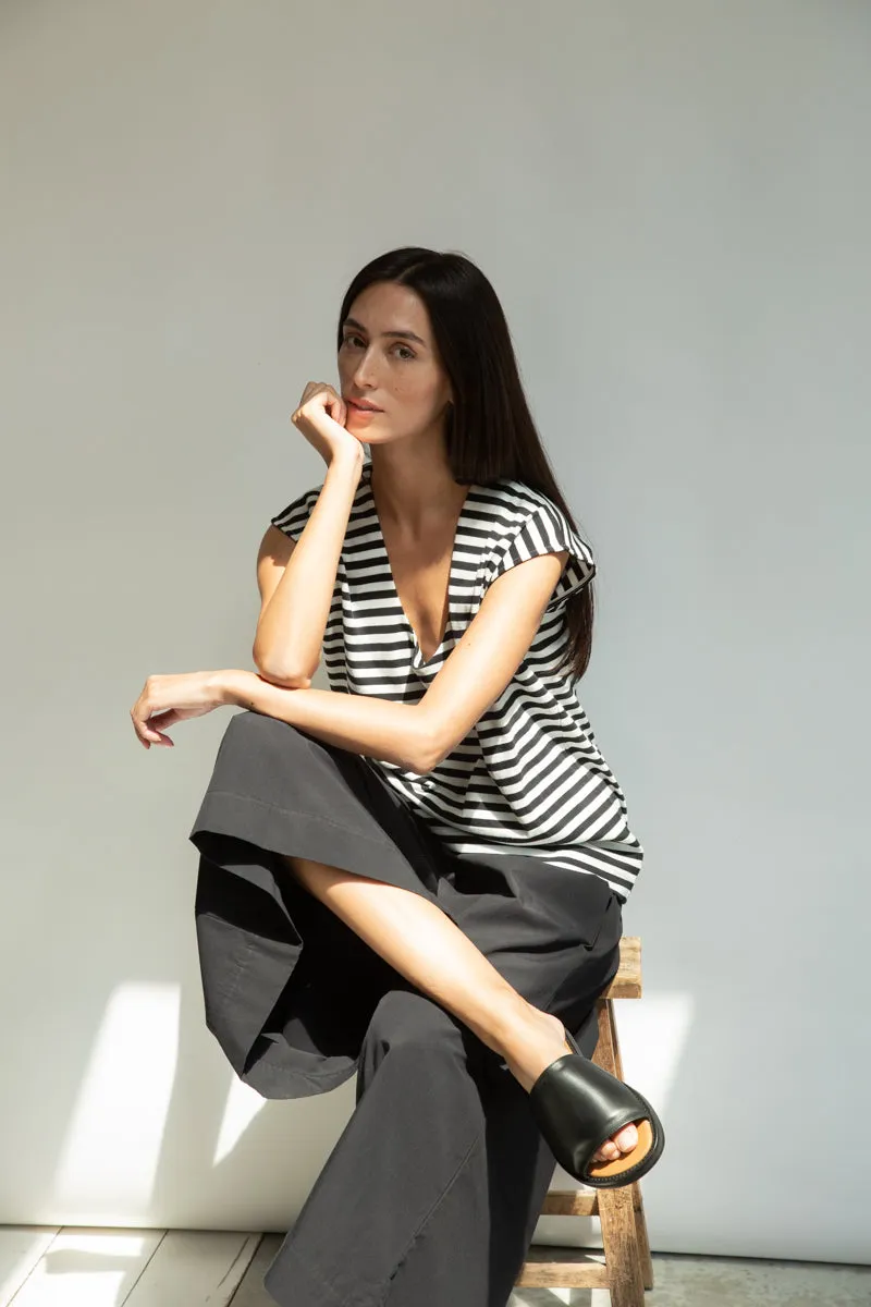 Tamsin-Sue Organic Cotton Jersey Stripe Top in Black & White Stripe 4