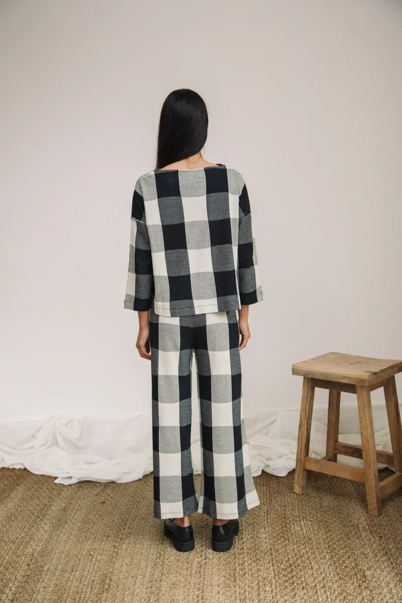 Thorne-Cay Organic Cotton Knitted Check Trouser in Black and Ecru 2