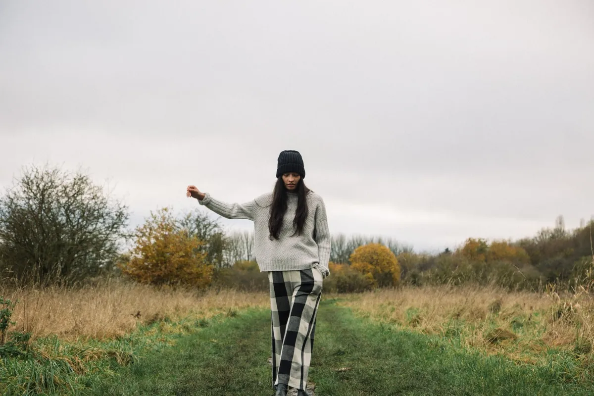 Thorne-Cay Organic Cotton Knitted Check Trouser in Black and Ecru 3