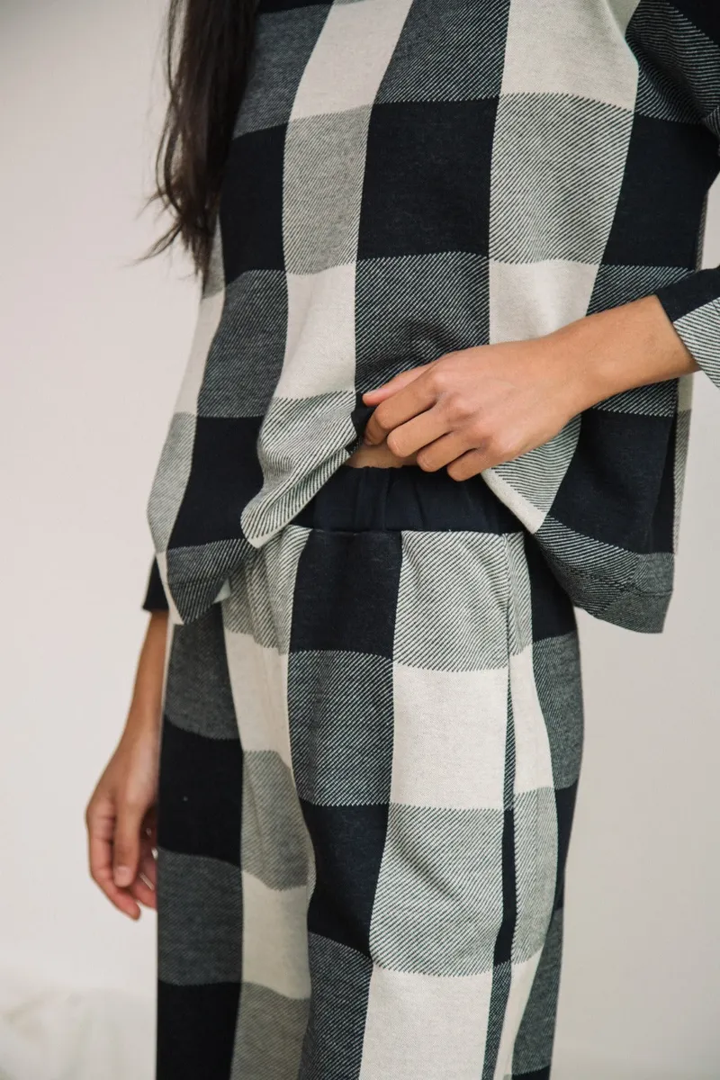 Thorne-Cay Organic Cotton Knitted Check Trouser in Black and Ecru 4