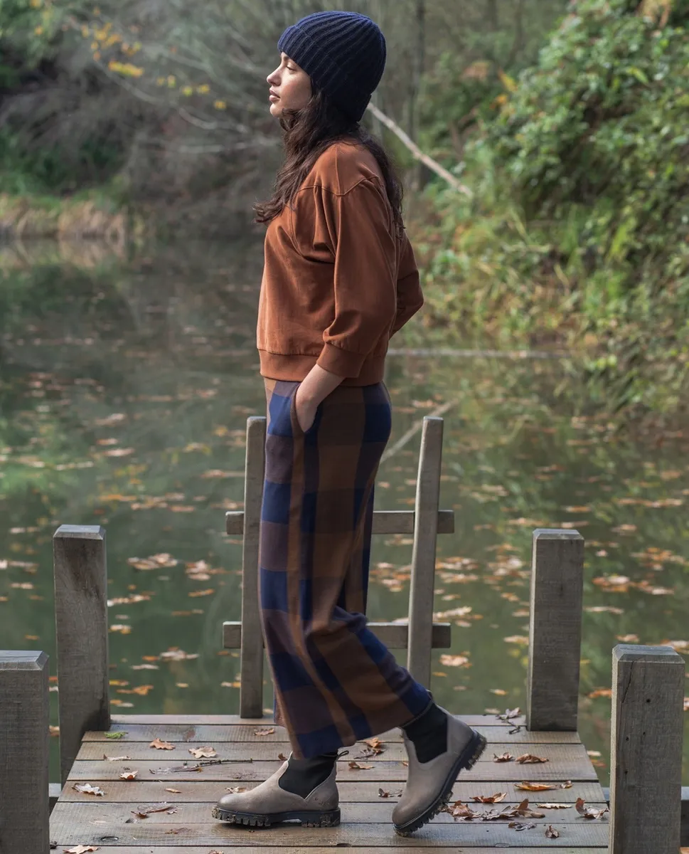 Thorne-Cay Organic Cotton Knitted Check Trouser in Walnut and Night Sky Check 3