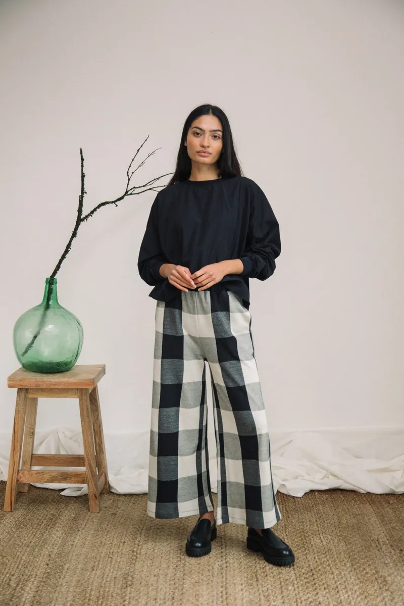 Thorne-Cay Organic Cotton Trousers in Black & Ecru Check S Preloved 2