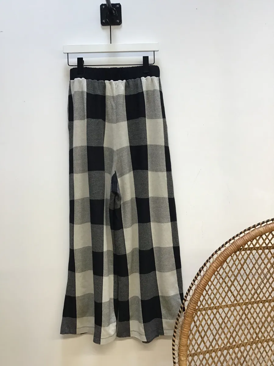 Thorne-Cay Organic Cotton Trousers in Black & Ecru Check S Preloved 3