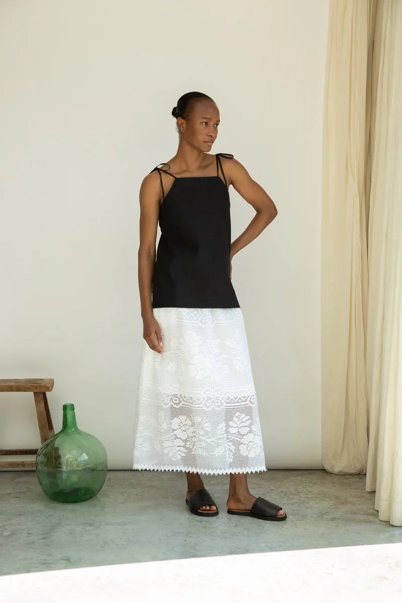 Toni-May Cotton Linen Vest in Black 5