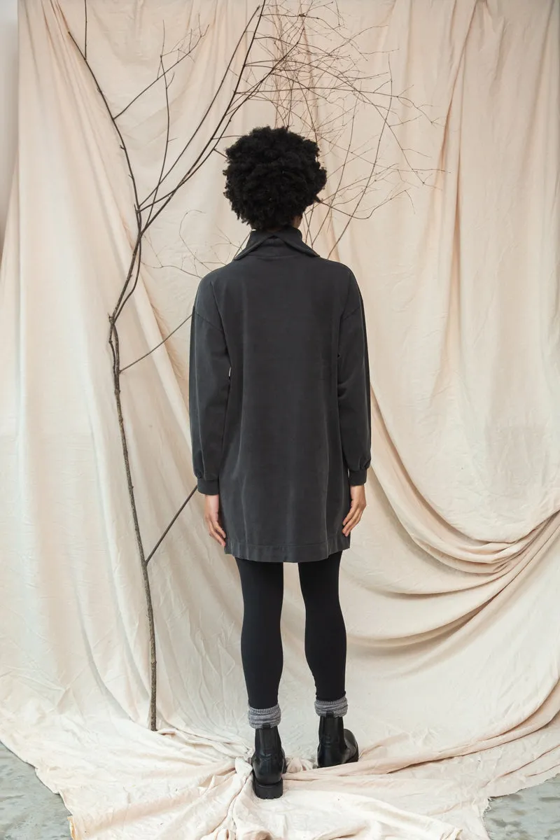Tricia Organic Cotton Felpe Dress in Charcoal Stonewash 4