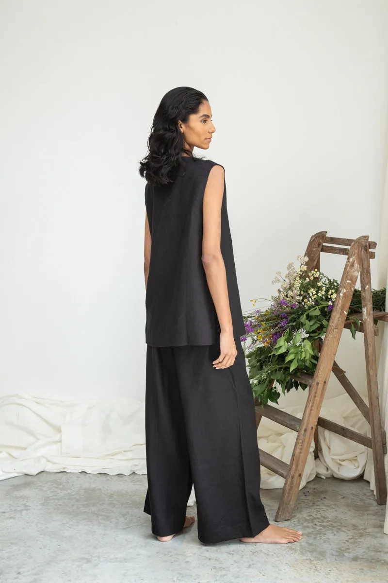 Zoya-May Linen Trouser in Black 2