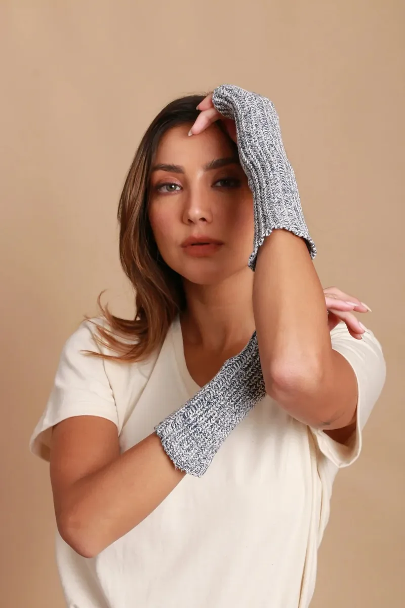 Hypoallergenic Knitted Arm Warmers 6