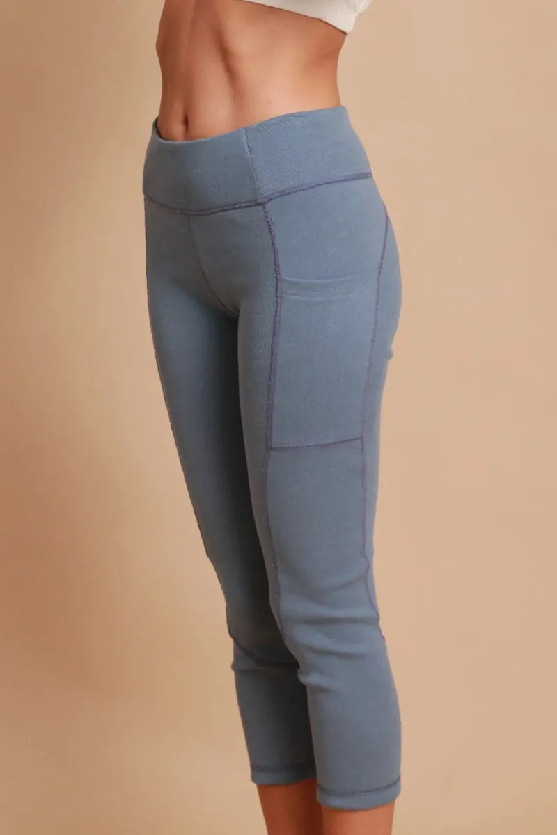 Women's Cropped Leggings 12