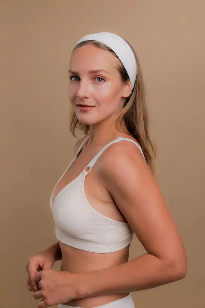 Women's Front Closure Support Bra 8