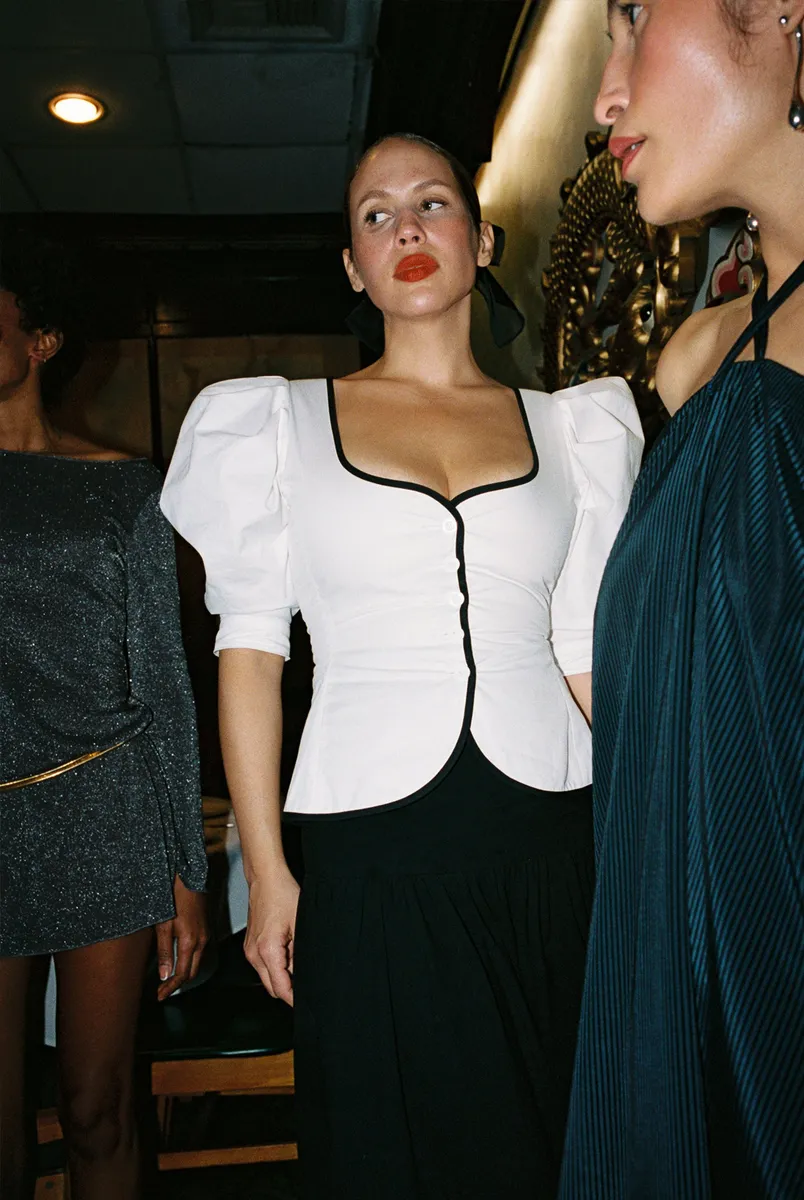 Audrey Contrast Top 6