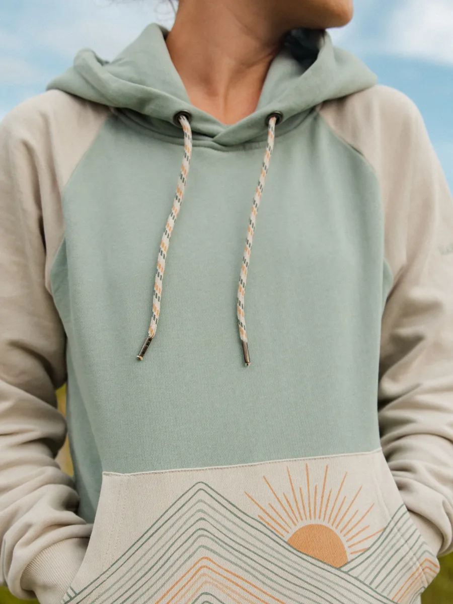 Rainbow Mountains Hoodie 4