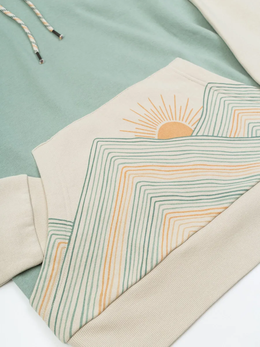 Rainbow Mountains Hoodie 9