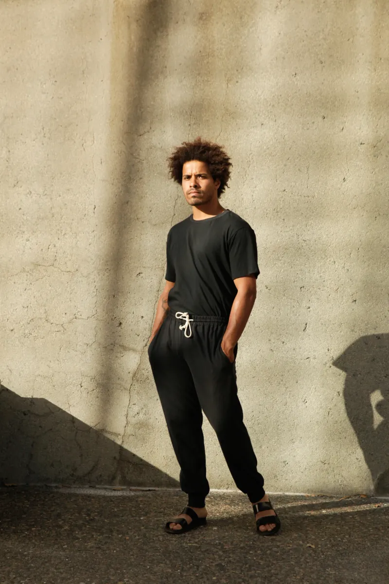 Men's Organic Jogger Pants in Black 2