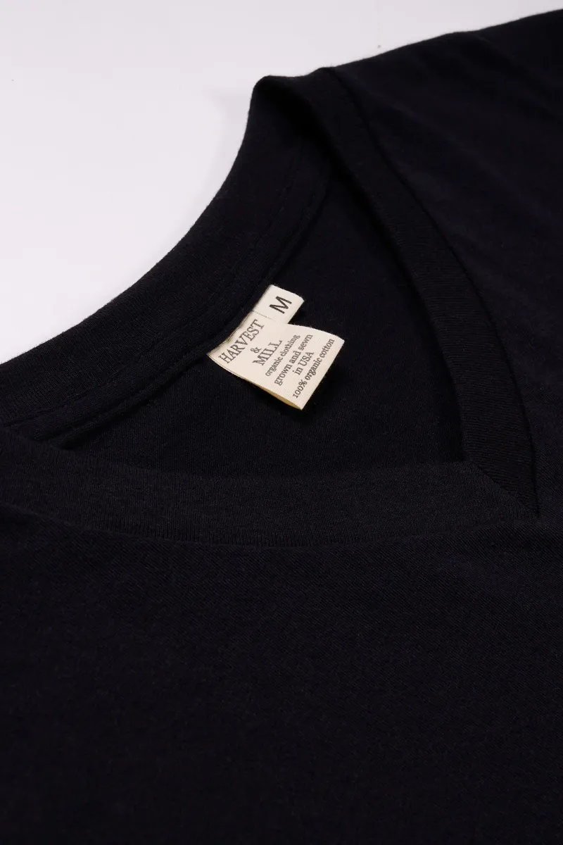 Men's Organic V-Neck Tee in Black 4