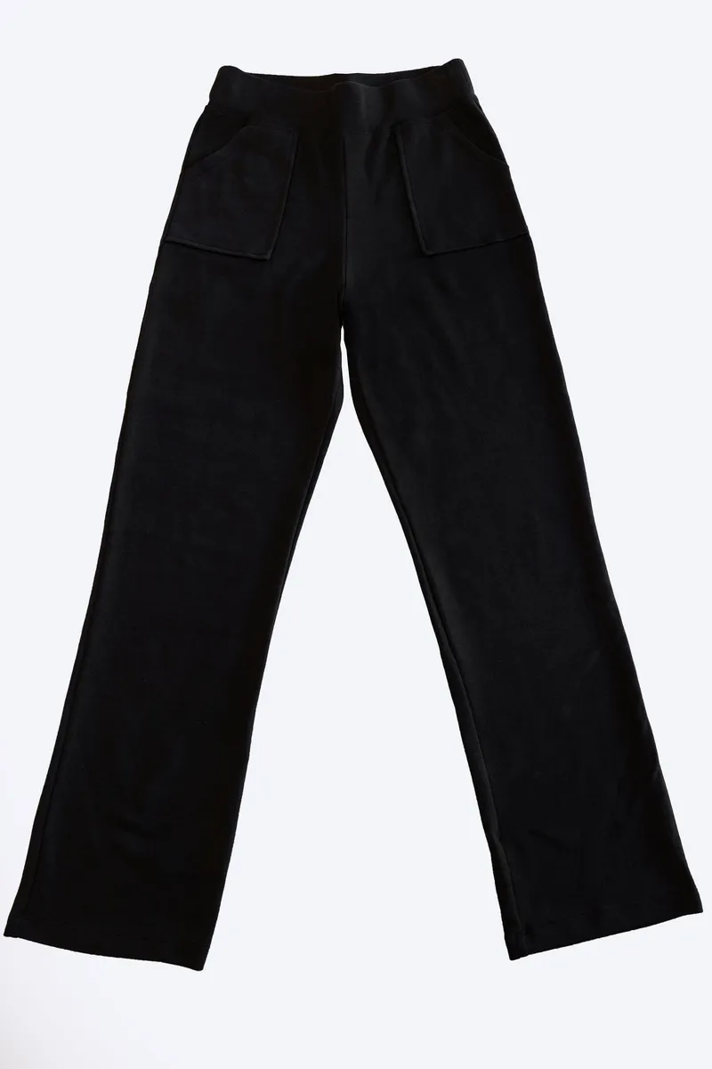 Essential Straight Leg Pant 2