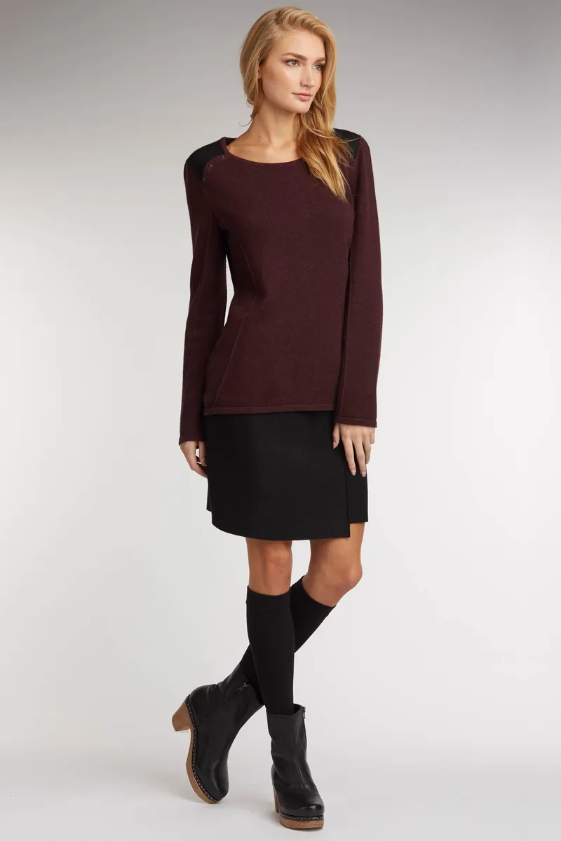 Notch Hem Skirt 3