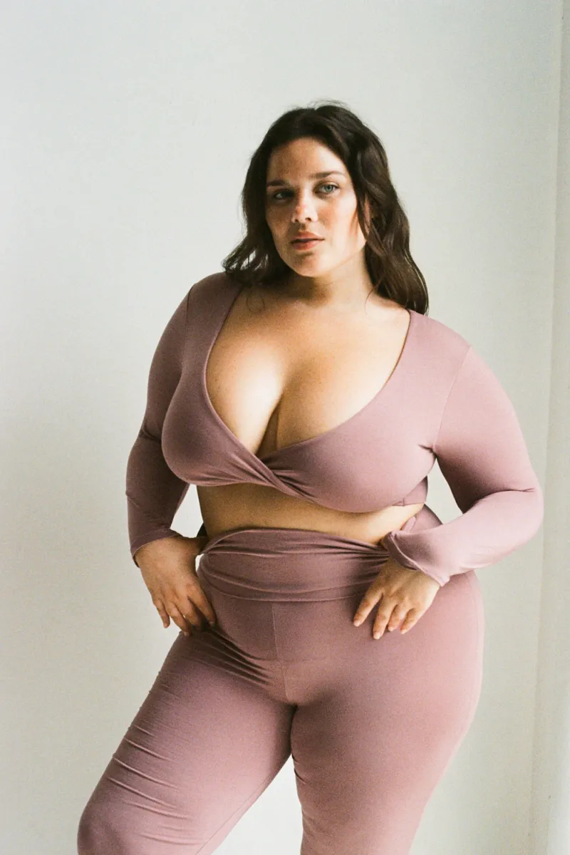 Agni Twist Crop Mauve 10