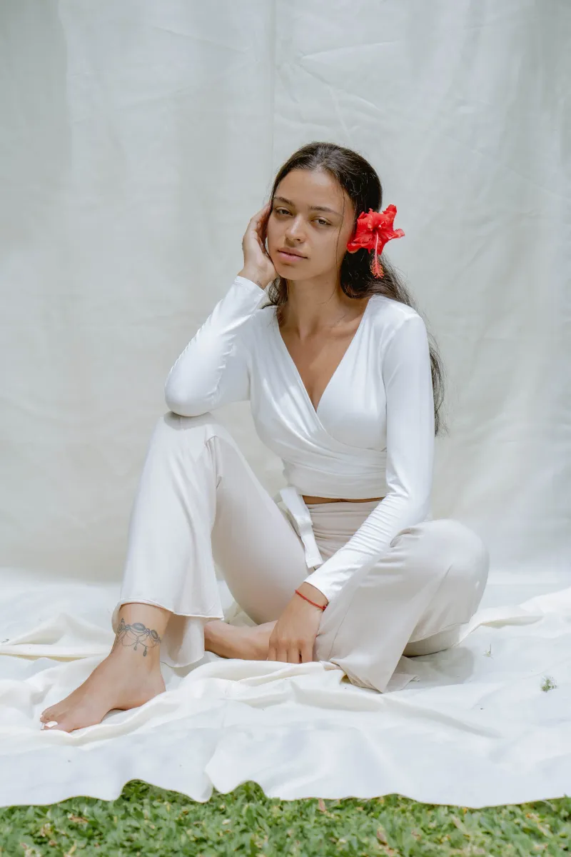 Agni Wrap Top Off White 5