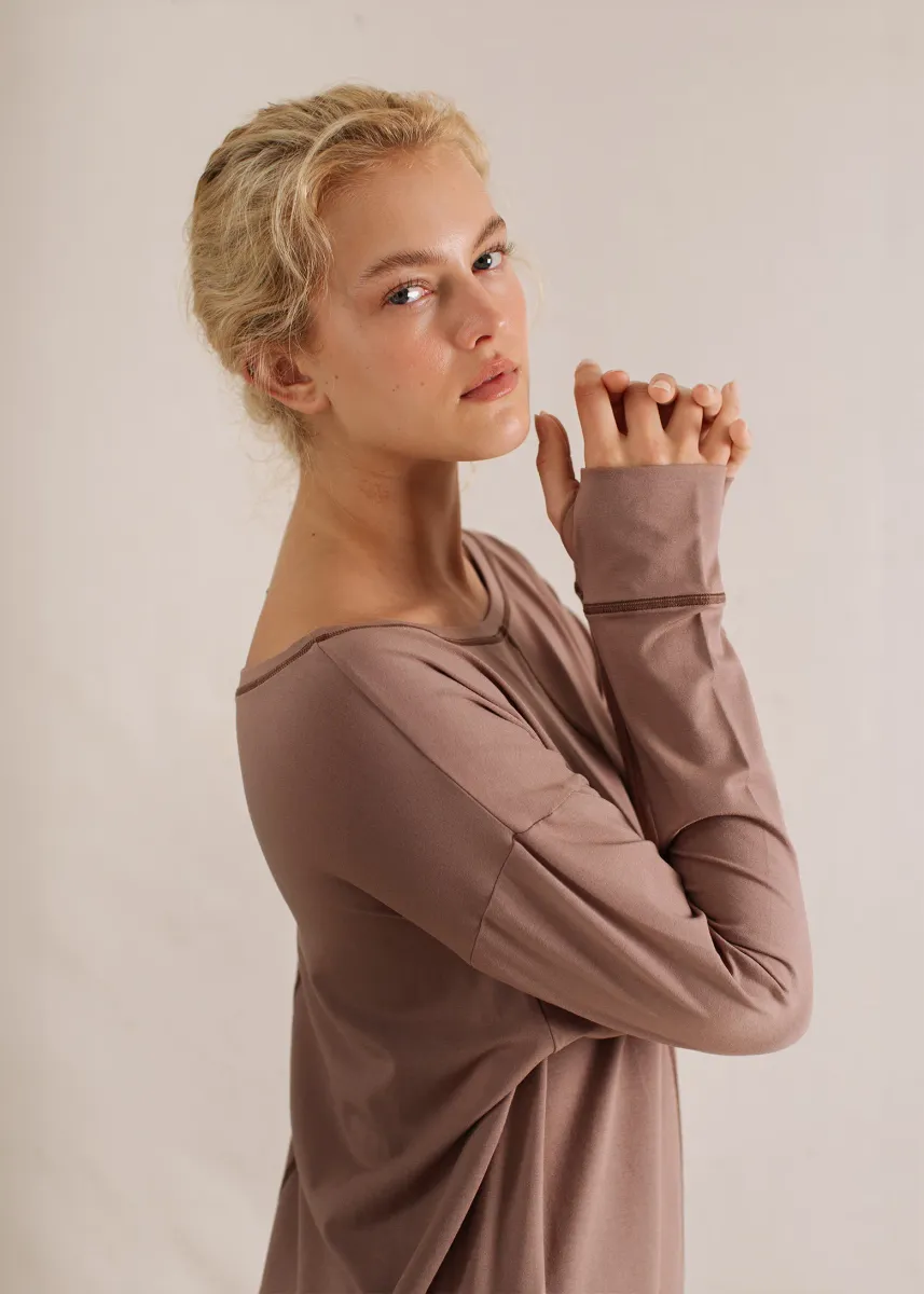 Alora Longsleeve Sandalwood 3