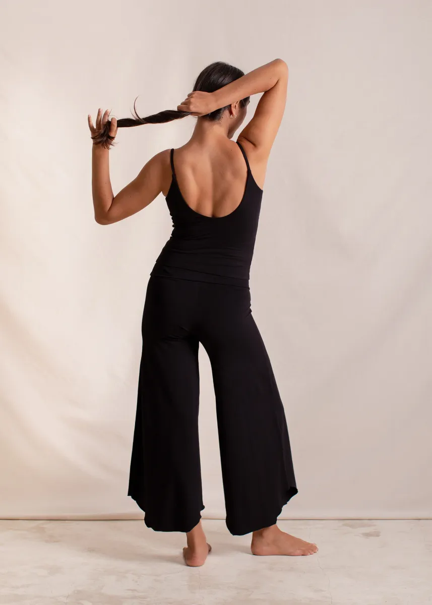 Layla Flares Black 3