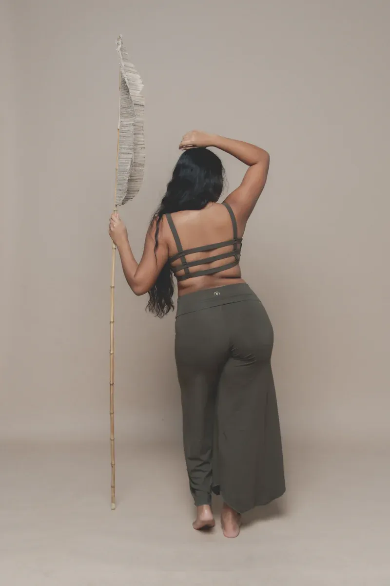 Layla Flares Forest 9