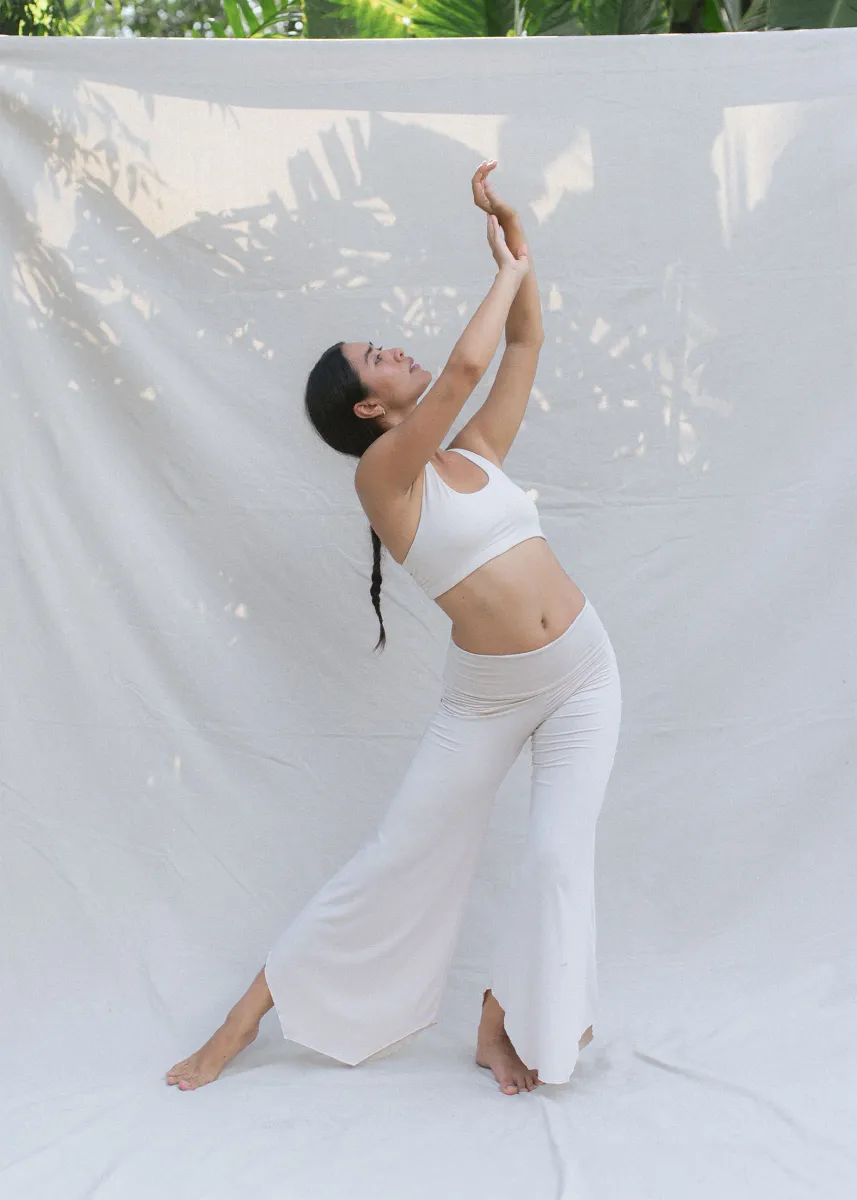 Layla Flares Pearl 2