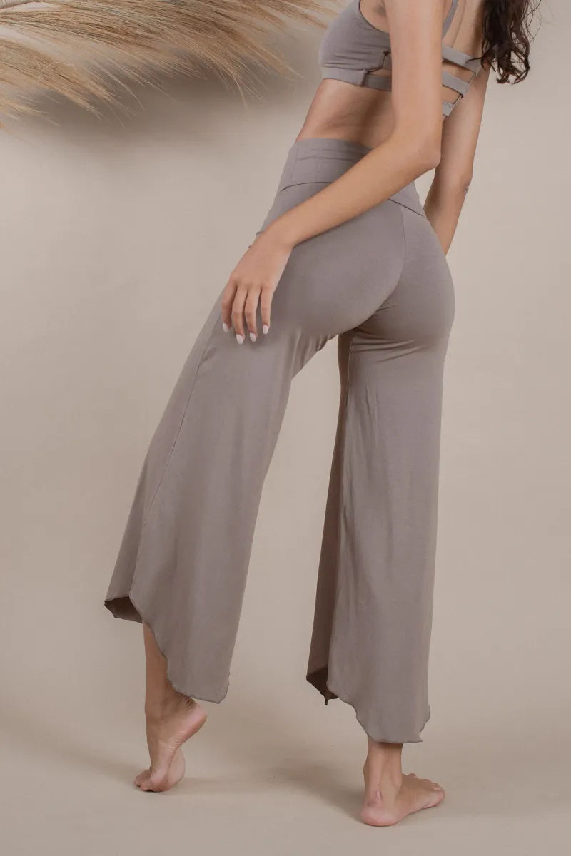 Layla Flares Sable 5