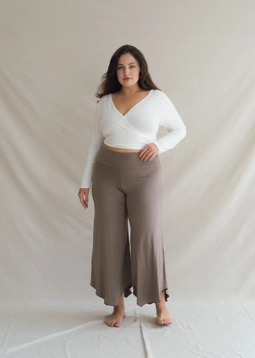 Layla Flares Sable 8