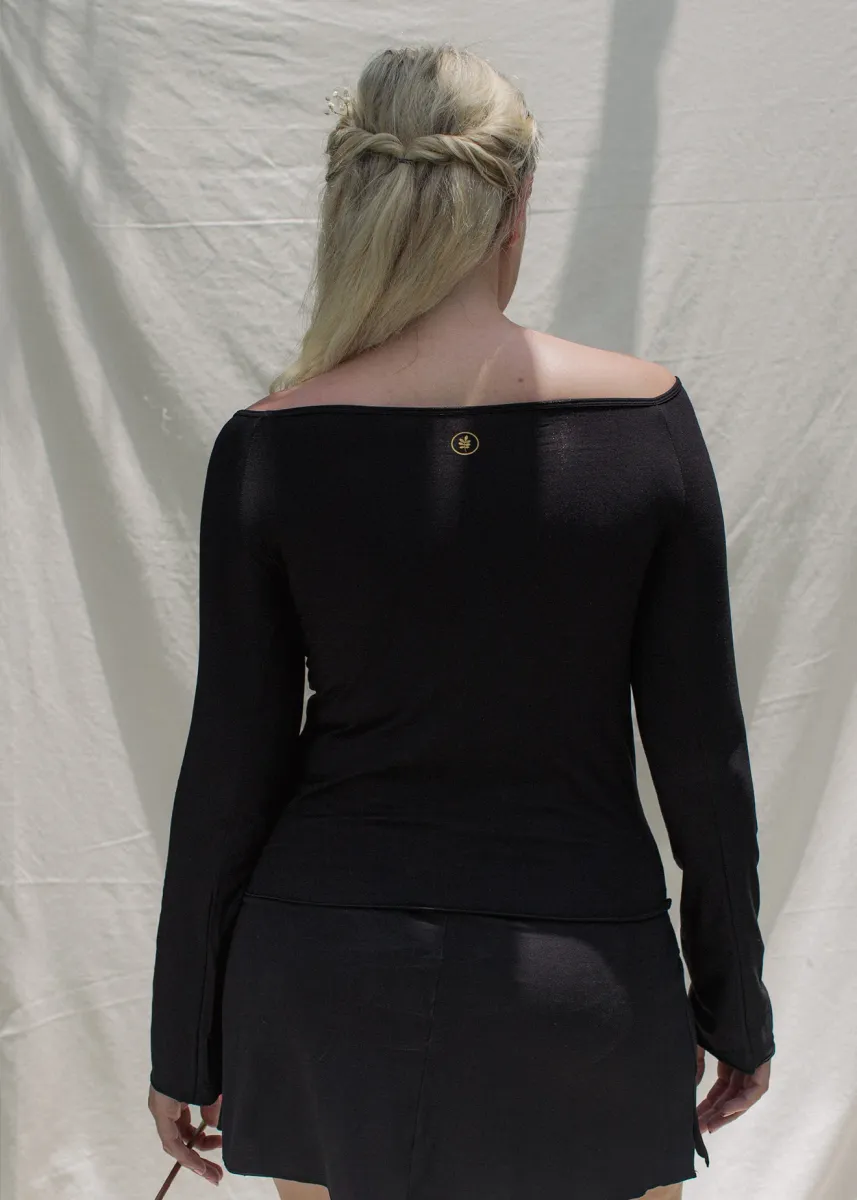 Layla Longsleeve Black 10